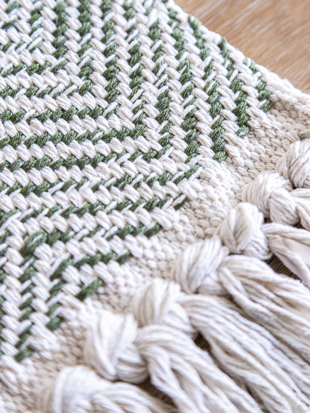 Alfombra tejida | Blanco y verde 90 x 60