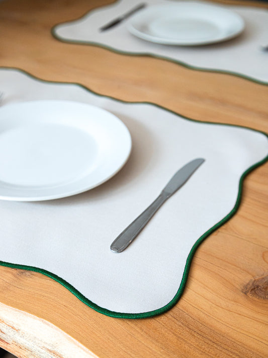 Pack X4 mantel individual de mesa formato irregular impermeable | 33 x 45 cm