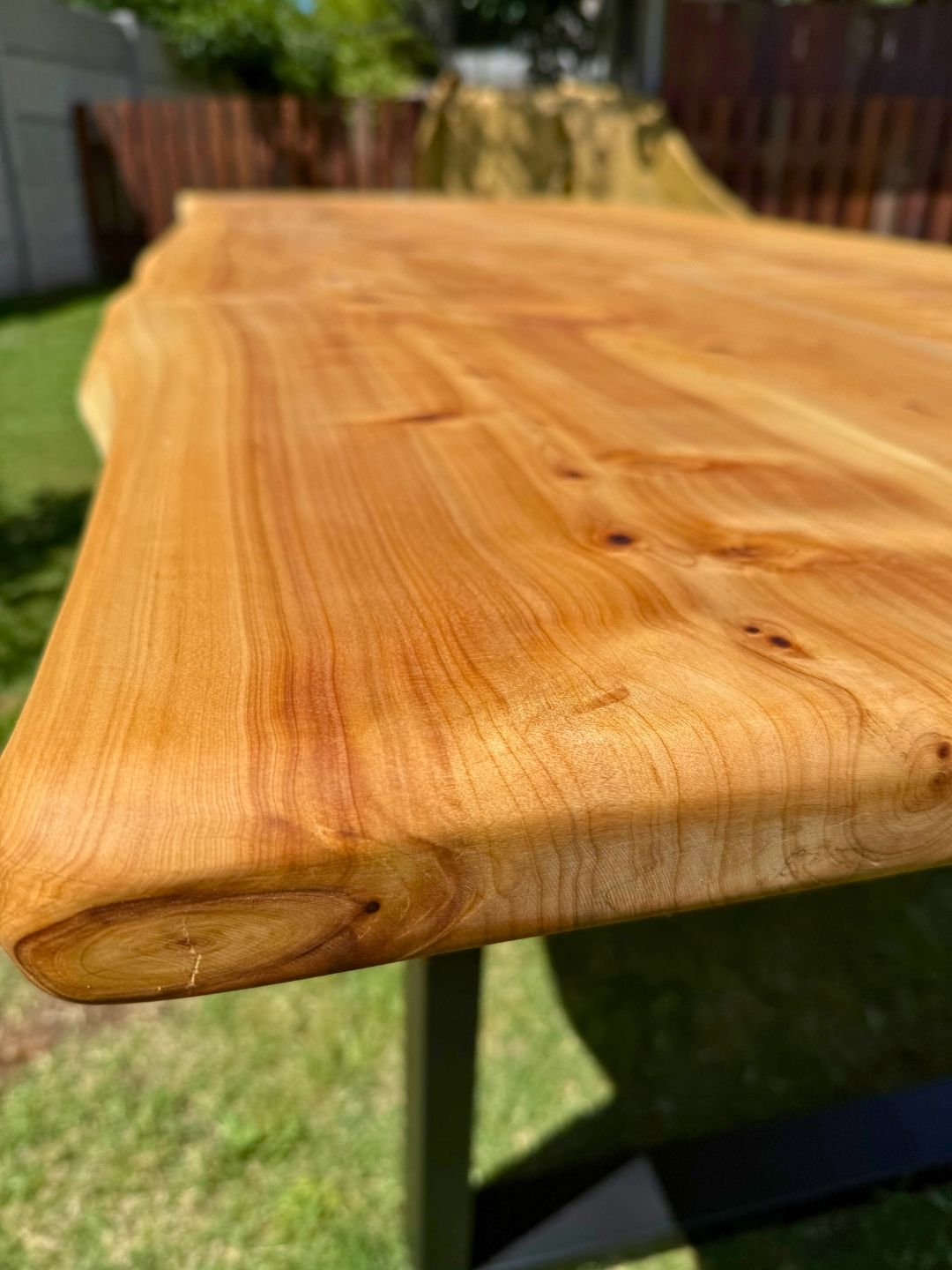 Mesa de comedor hierro y madera