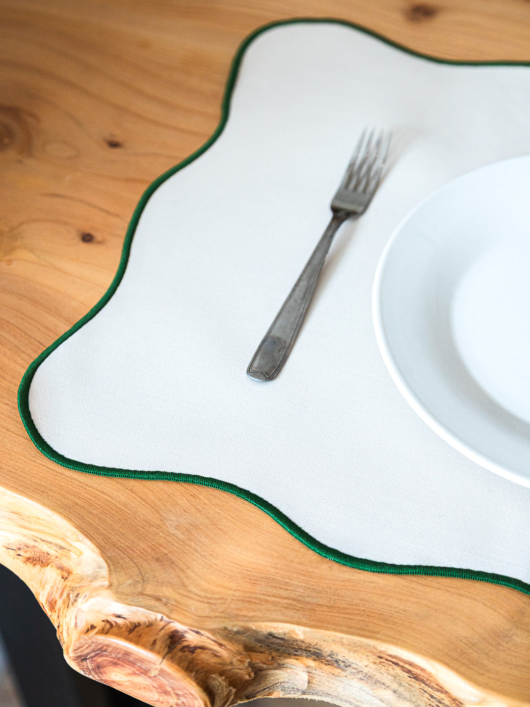 Pack X4 mantel individual de mesa formato irregular impermeable | 33 x 45 cm